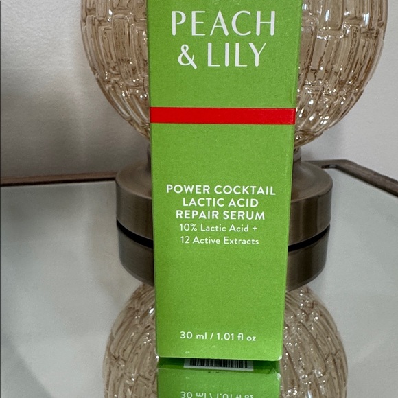 NEW Peach & Lily Power Cocktail Lactic Acid Repair Serum Skincare Face Neck - Picture 5 of 8